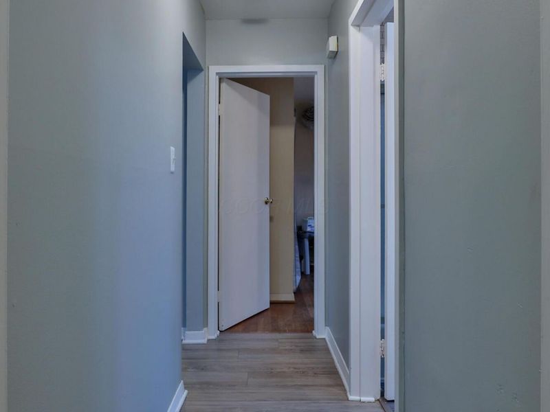 404 Old Village Road, Columbus, OH 43228 Photo 15