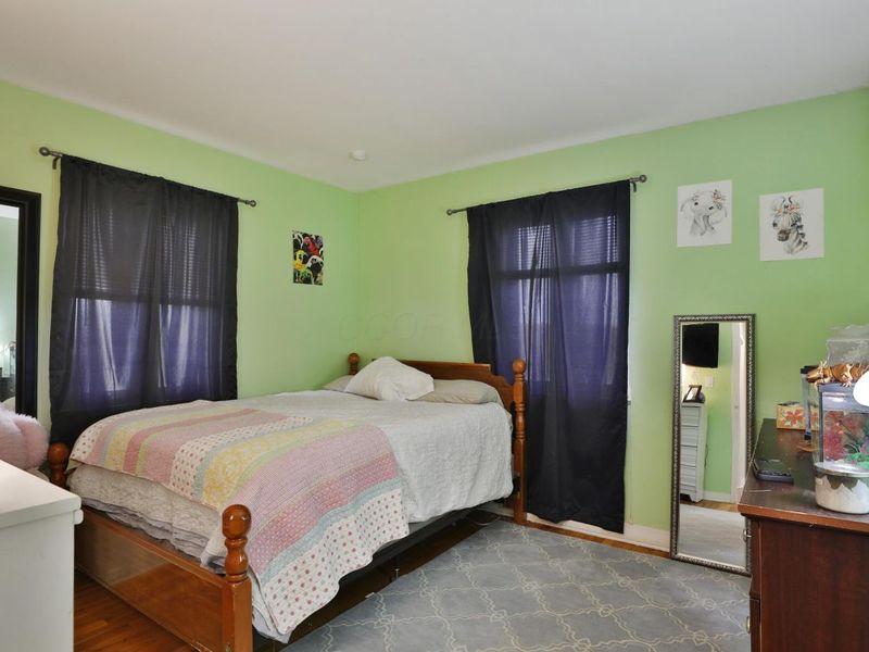 404 Old Village Road, Columbus, OH 43228 Photo 19