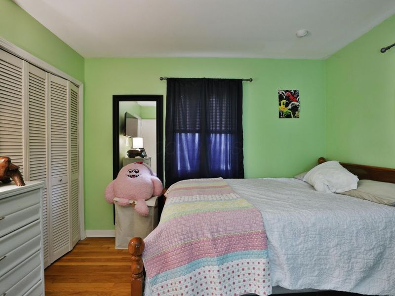 404 Old Village Road, Columbus, OH 43228 Photo 20