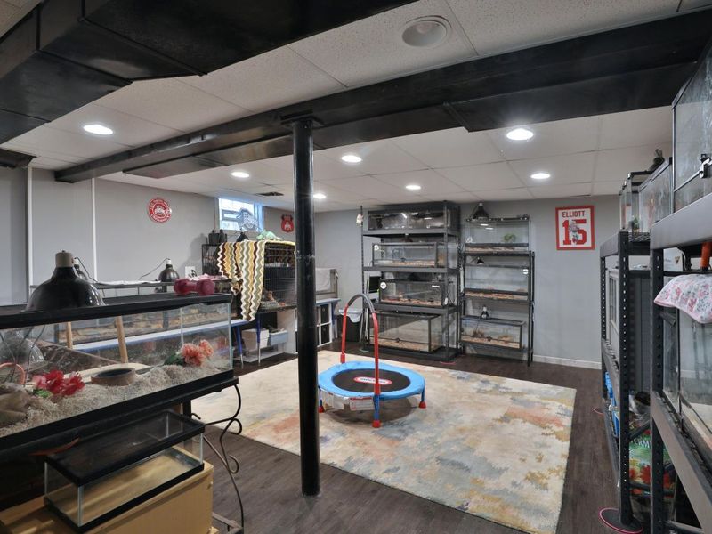 404 Old Village Road, Columbus, OH 43228 Photo 34