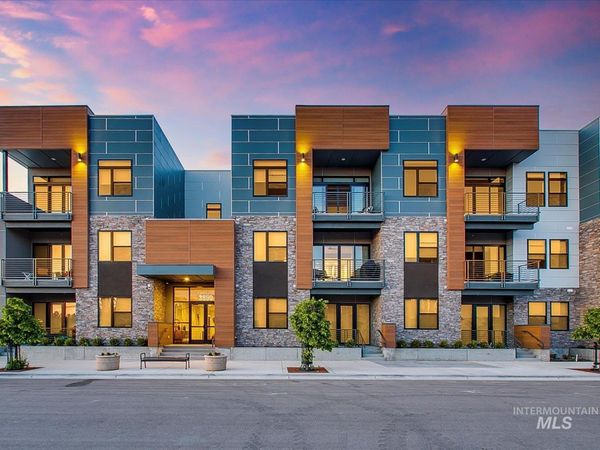 3850 E Haystack St, Unit 302, Boise, ID 83716