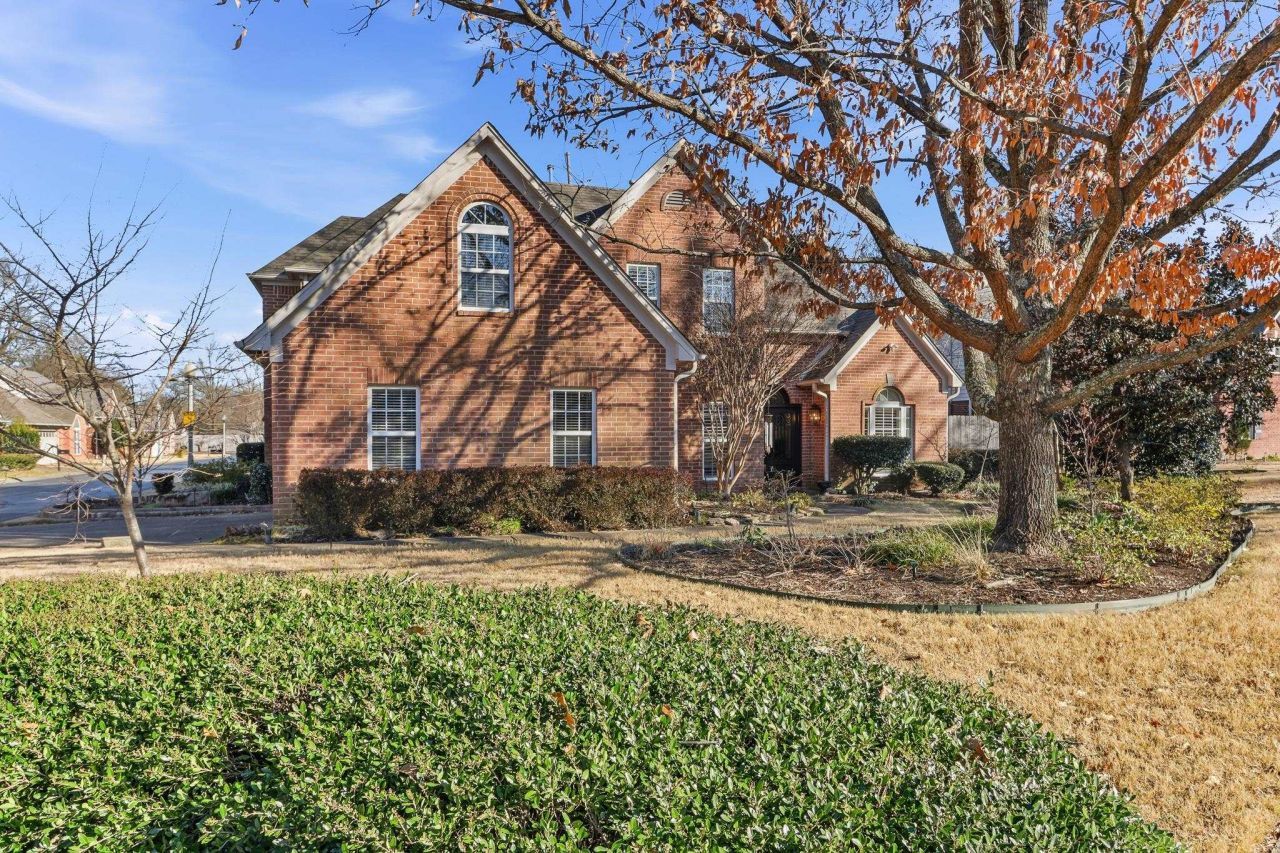 438 Mcelroy Rd, Memphis, TN 38120 Main Photo