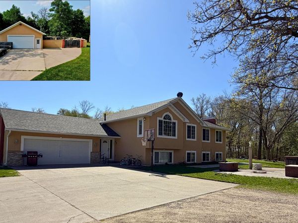8245 W Beatrice Drive, Clear Lake, MN 55319
