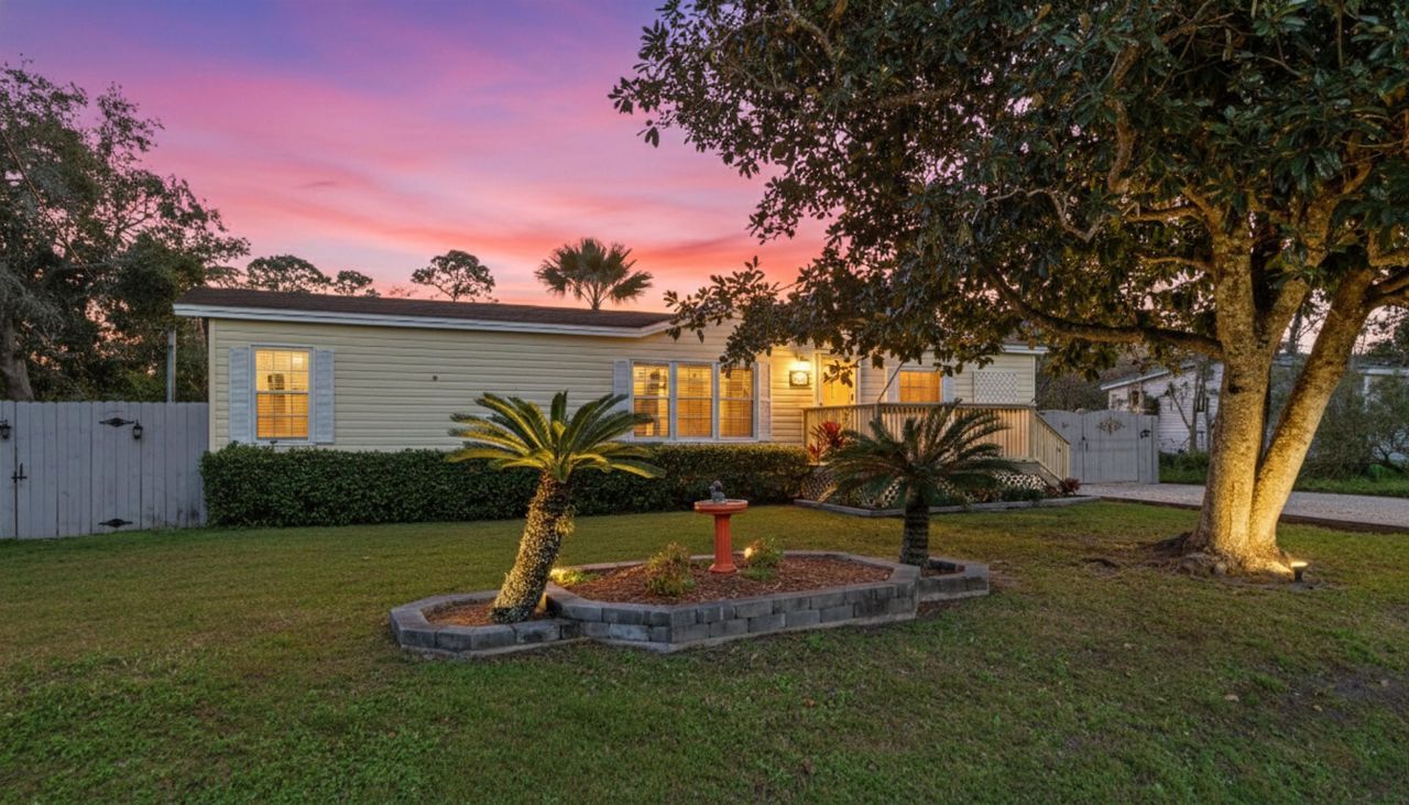 4524 5th Ave, Saint Augustine, FL 32095 Main Photo