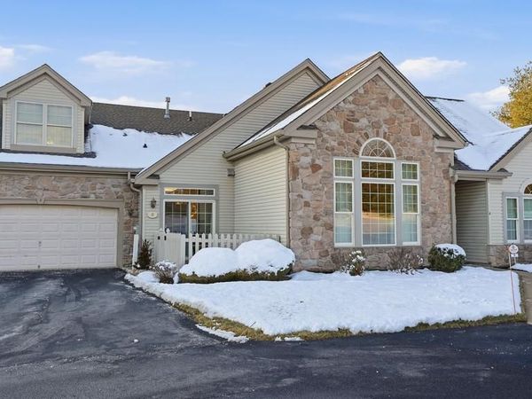 4 LEGACY OAKS DRIVE, RICHBORO, PA 18954