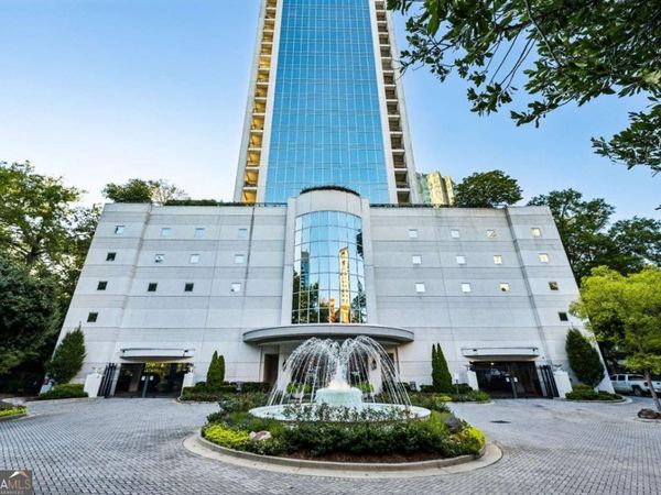 2828 Peachtree Road NW, Unit 2502, Atlanta, GA 30305