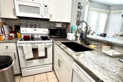 1100 Possum Trot Rd. photo 4