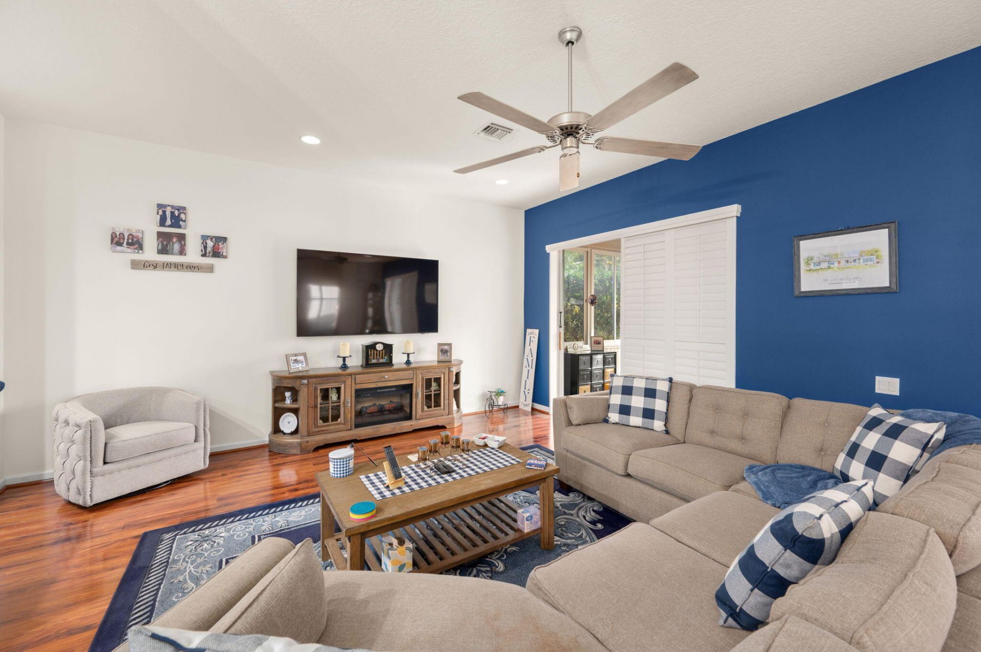 305 NW Springview Loop, Port Saint Lucie, FL 34986 Photo