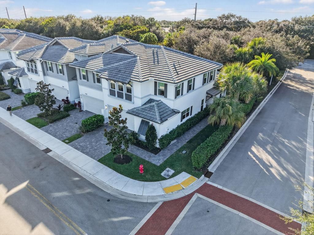 11457 Pointe Midtown Drive, Palm Beach Gardens, FL 33418 Photo