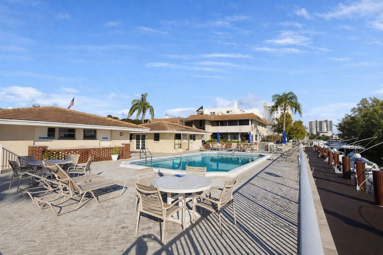 2800 NE 14th St Causeway, Unit 110, Pompano Beach, FL 33062 Photo