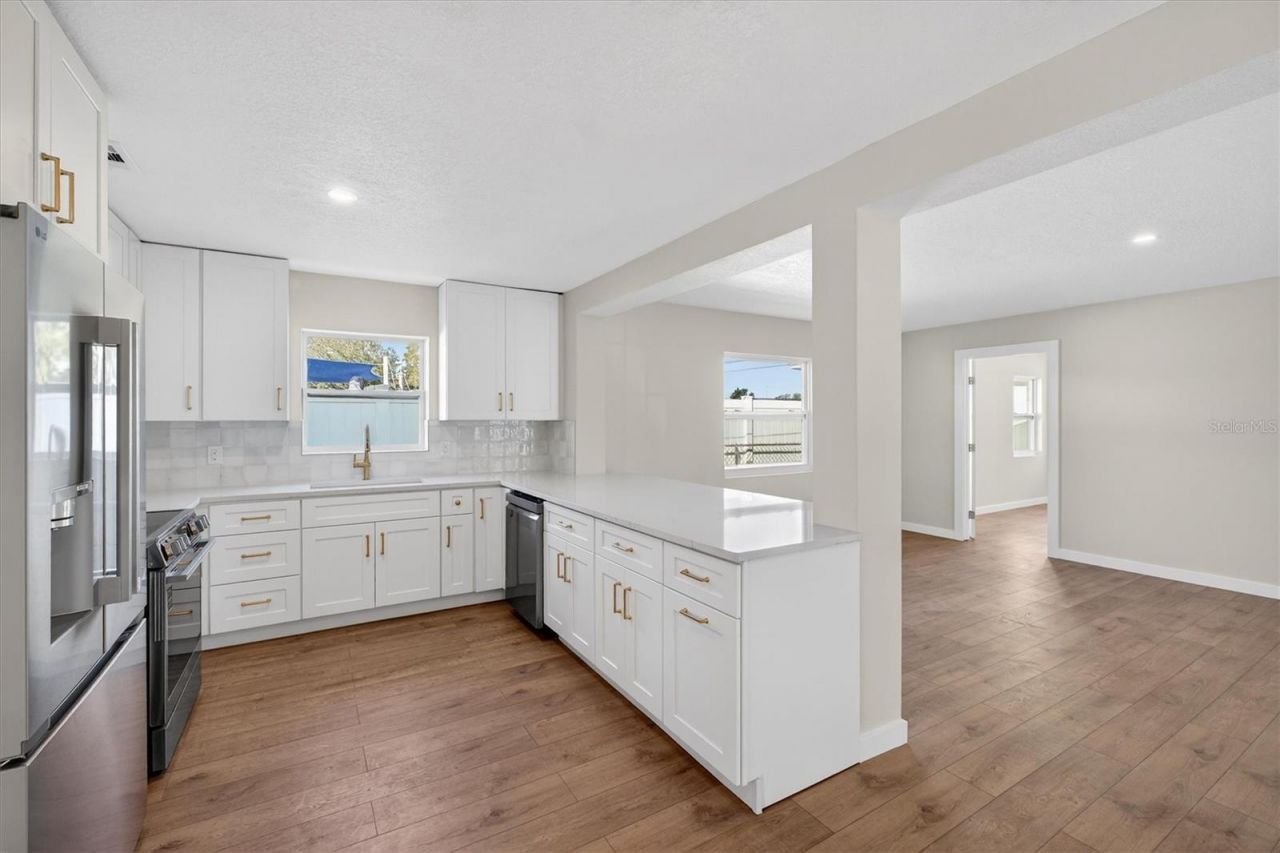 5701 14th Avenue N, Saint Petersburg, FL 33710 Photo