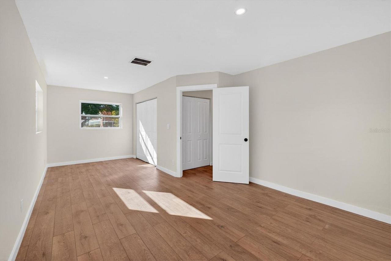 5701 14th Avenue N, Saint Petersburg, FL 33710 Photo