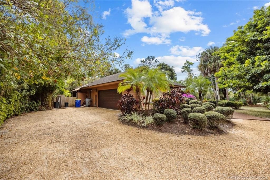 1995 SW Saint Andrews Drive, Palm City, FL 34990 Photo