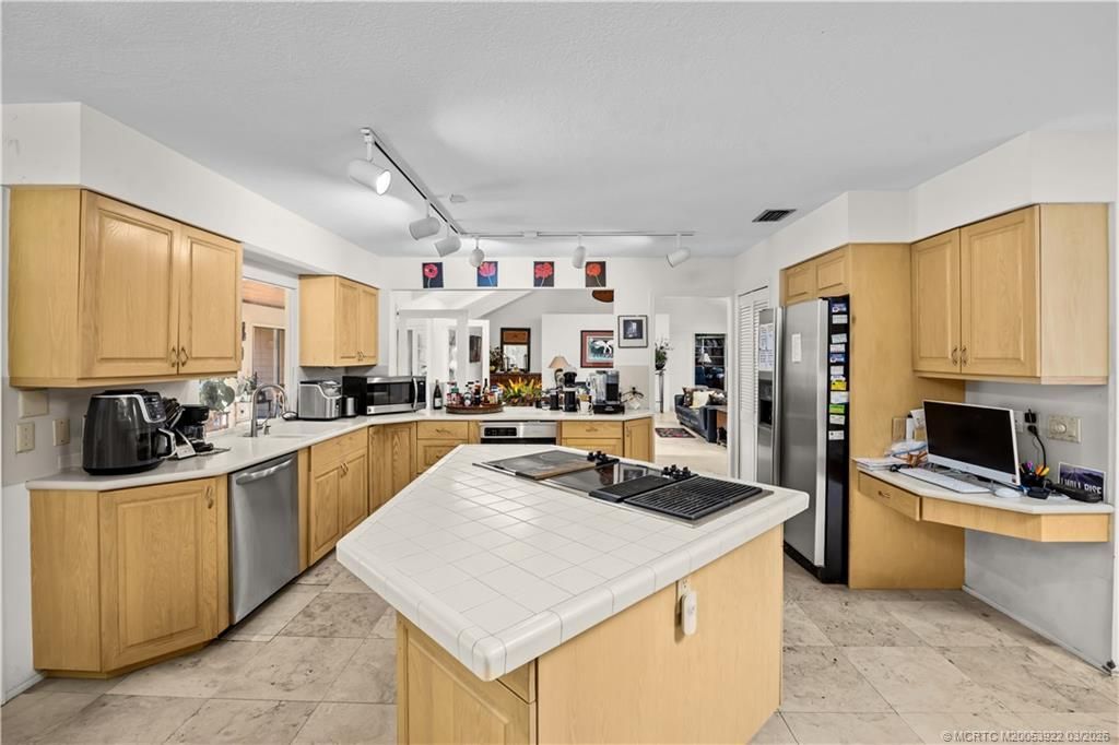 1995 SW Saint Andrews Drive, Palm City, FL 34990 Photo