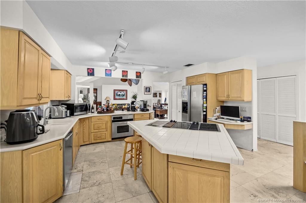 1995 SW Saint Andrews Drive, Palm City, FL 34990 Photo