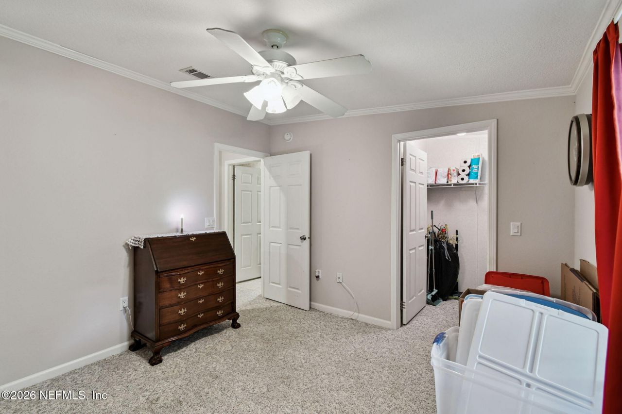 135 Lake Como Drive, Pomona Park, FL 32181 Photo