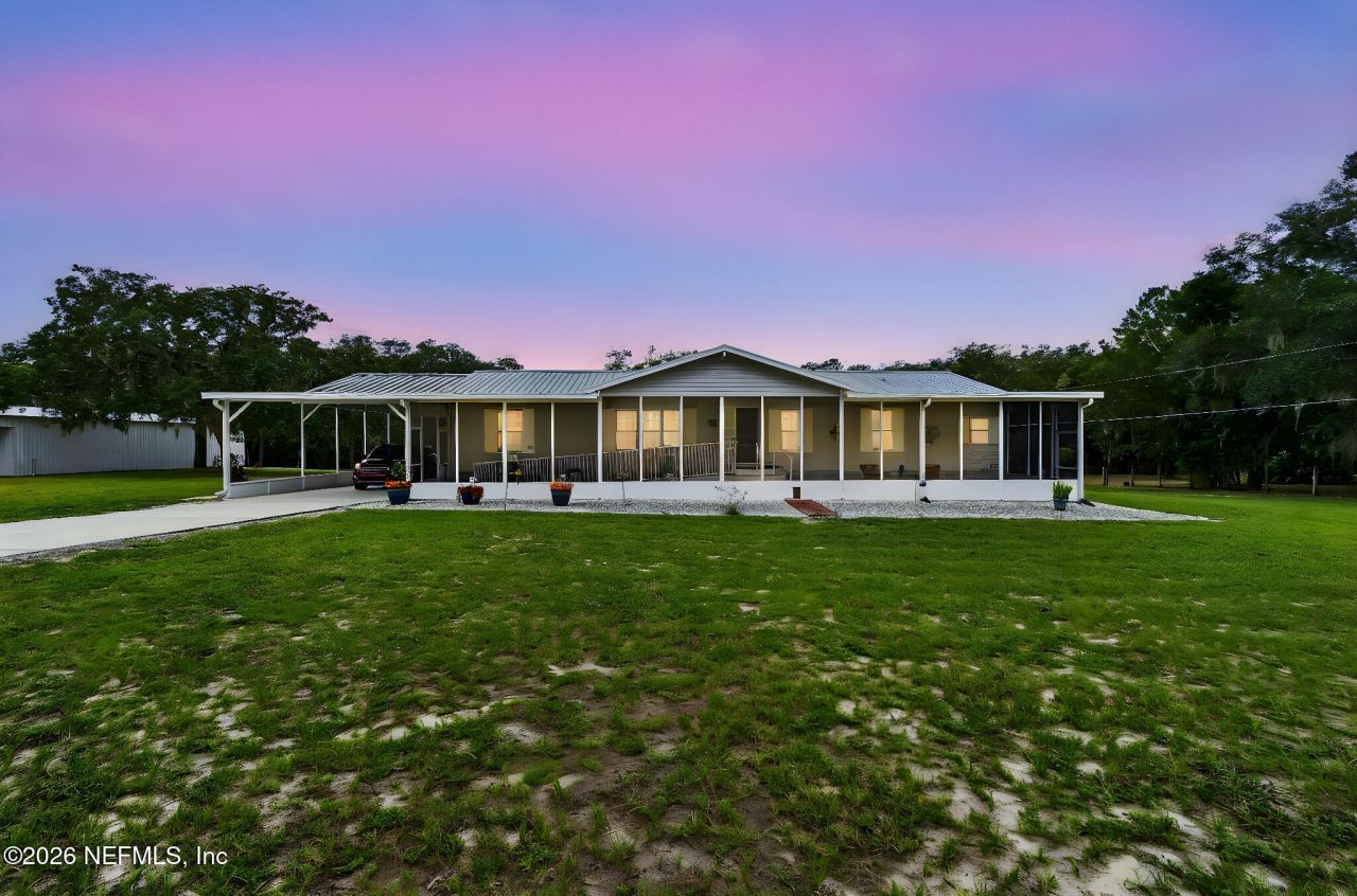 135 Lake Como Drive, Pomona Park, FL 32181 Photo