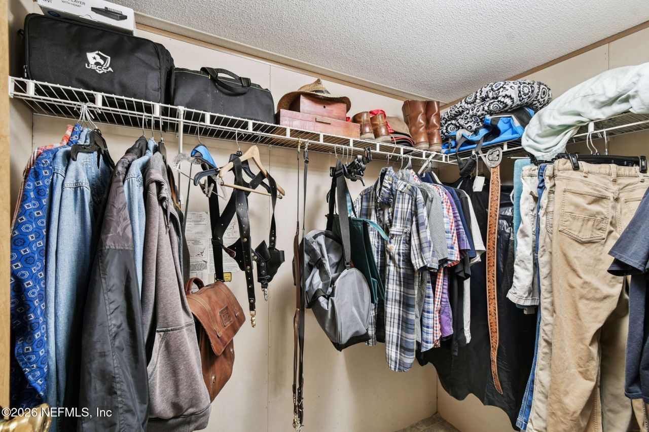 135 Lake Como Drive, Pomona Park, FL 32181 Photo