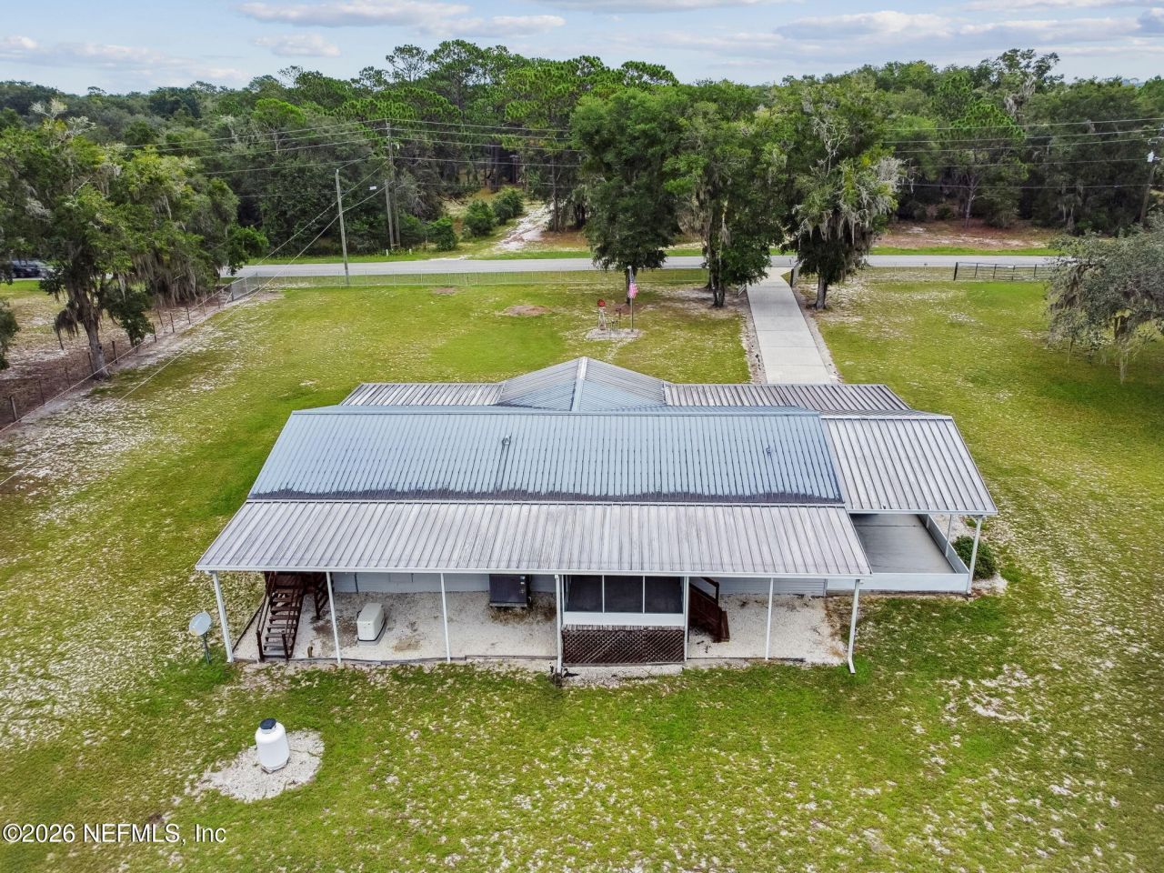 135 Lake Como Drive, Pomona Park, FL 32181 Photo