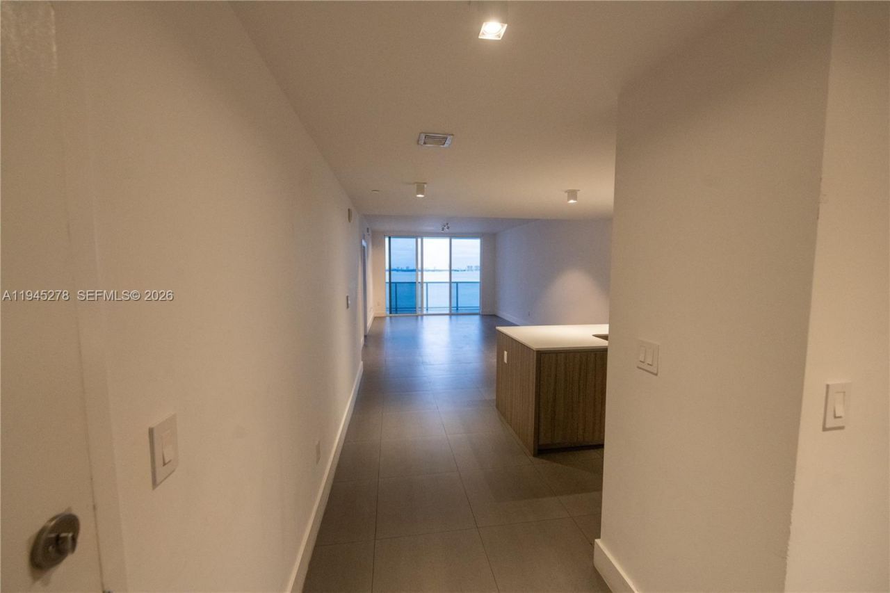 600 NE 27 St, Unit 1602, Miami, FL 33137 Photo