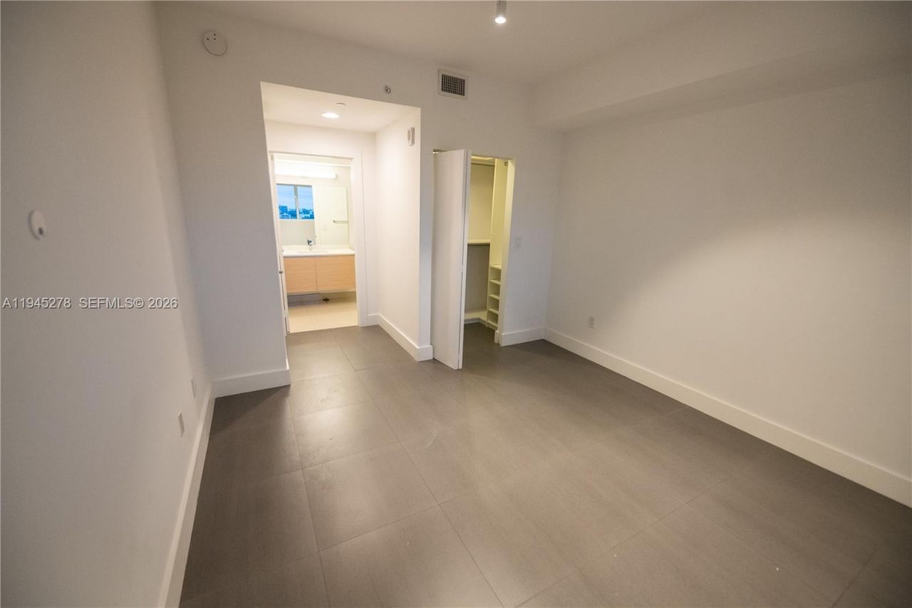 600 NE 27 St, Unit 1602, Miami, FL 33137 Photo