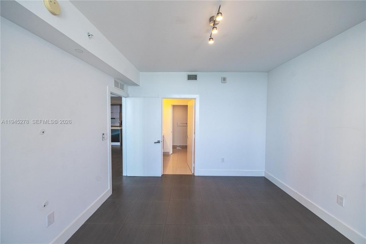 600 NE 27 St, Unit 1602, Miami, FL 33137 Photo