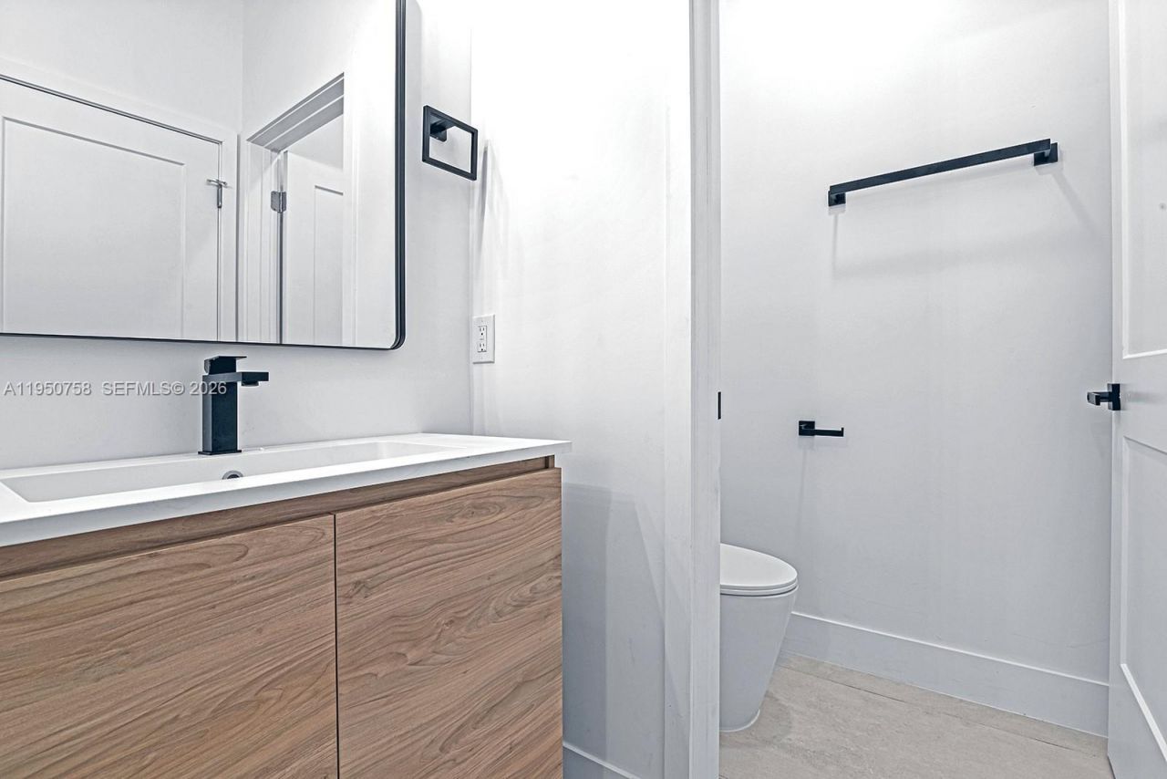 1355 NW 42nd Street, Unit 1355, Miami, FL 33142 Photo