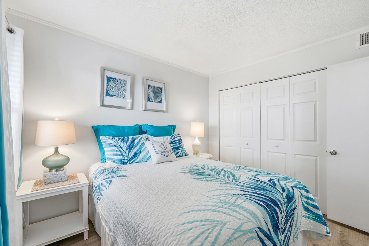 920 N Waccamaw Dr. Photo 5