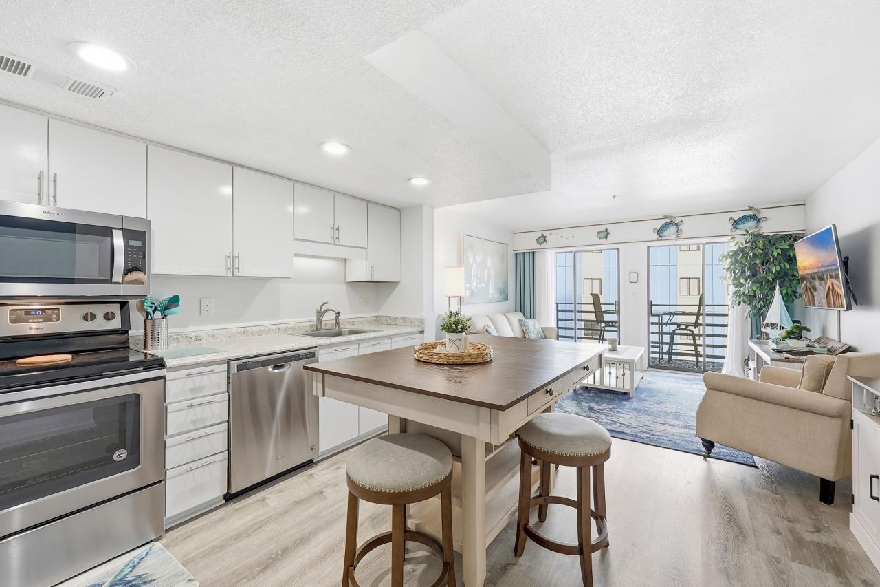 920 N Waccamaw Dr. Photo 8