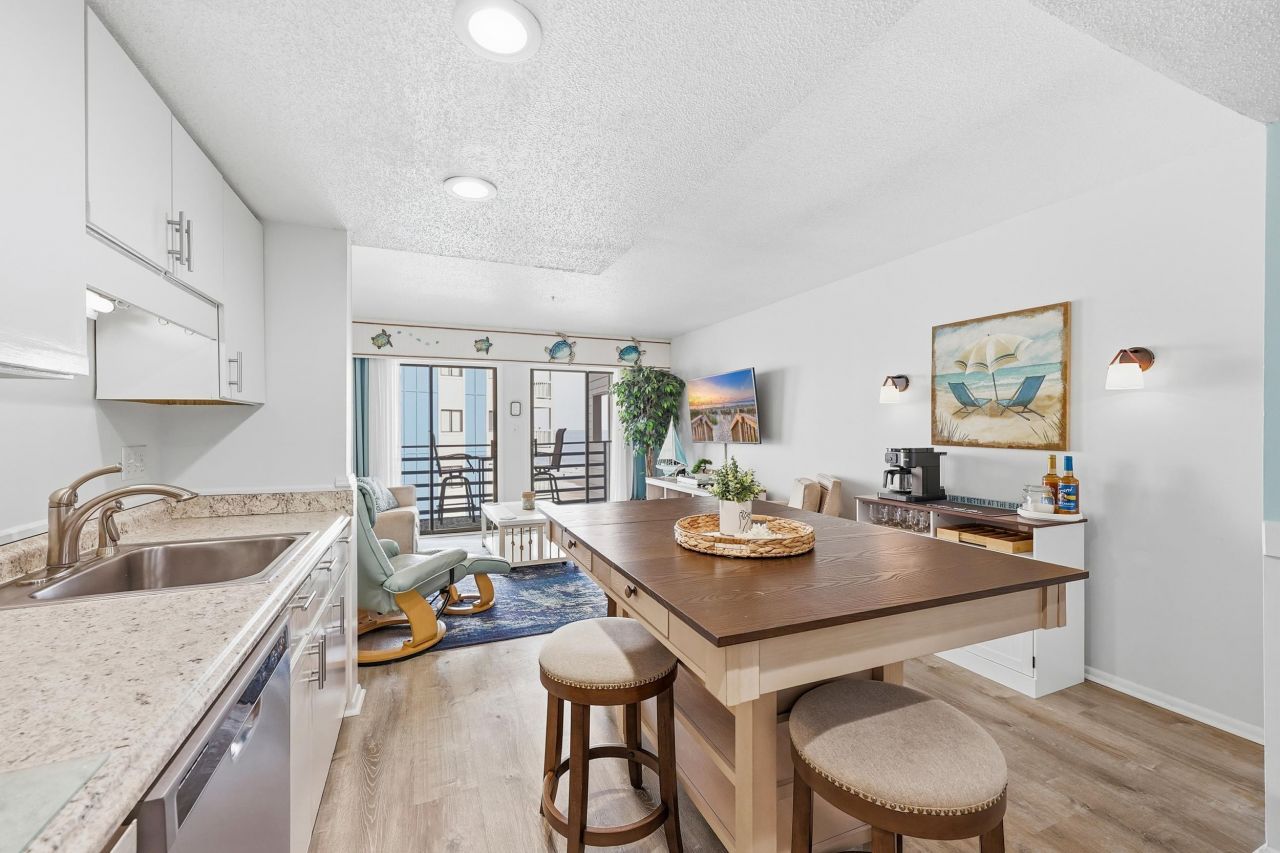 920 N Waccamaw Dr. Photo 9