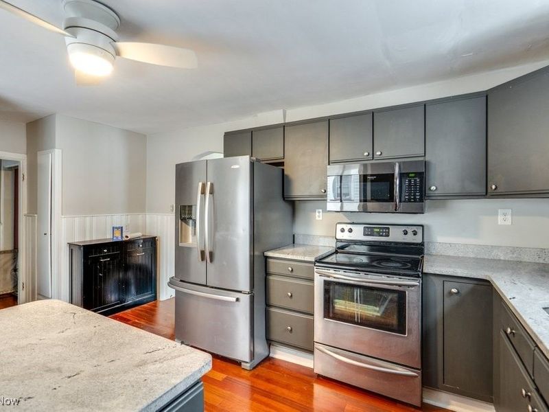 87 Hawthorne Avenue, Akron, OH 44303 Photo 11