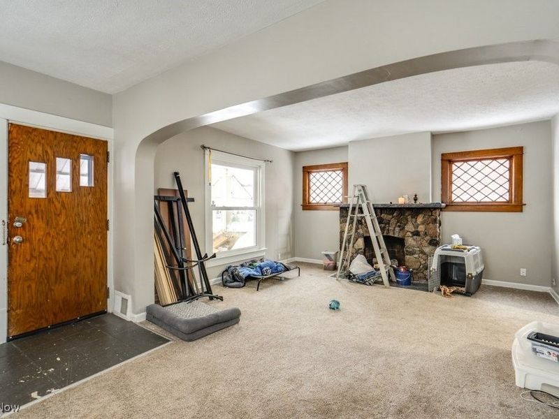 87 Hawthorne Avenue, Akron, OH 44303 Photo 6