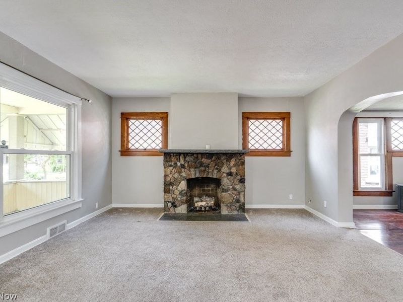 87 Hawthorne Avenue, Akron, OH 44303 Photo 6