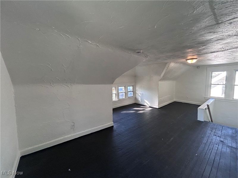 12209 Ingomar Avenue, Cleveland, OH 44108 Photo 14