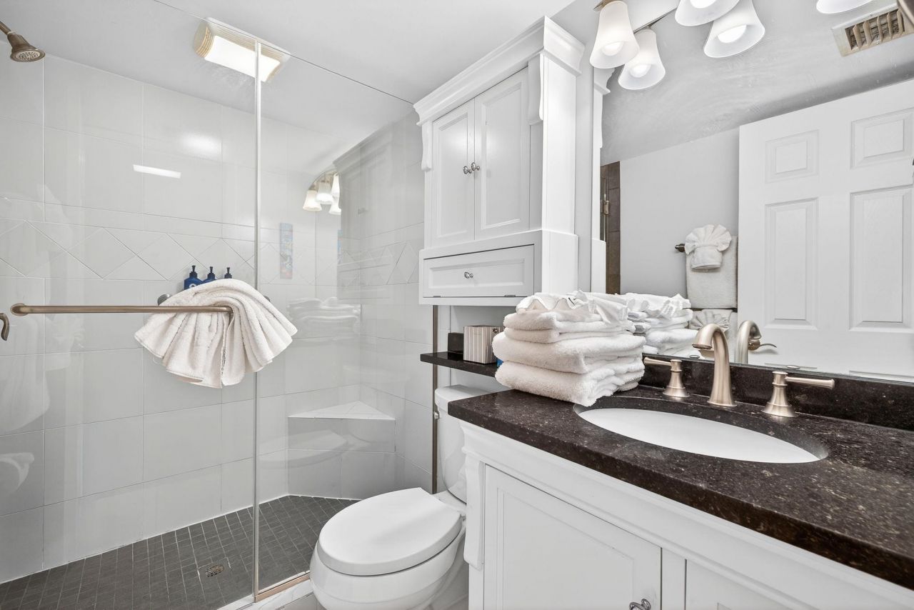 845 E Gulf Dr, Unit 142, Sanibel, FL 33957 Photo