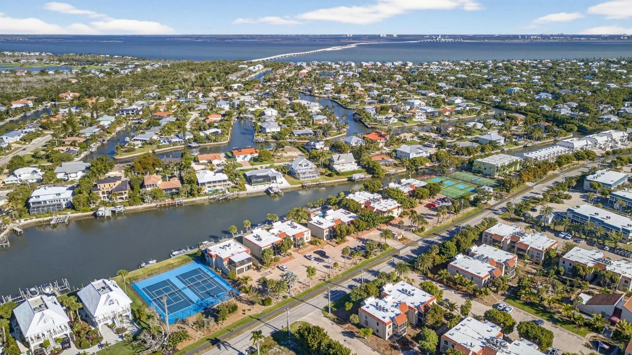 845 E Gulf Dr, Unit 142, Sanibel, FL 33957 Photo