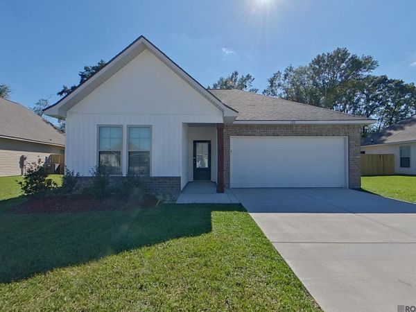 108 Hendrix Road, Carencro, LA 70520