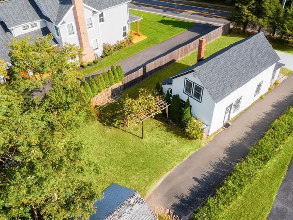 86 Old Country Road, East Quogue, NY 11942