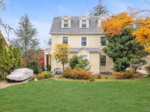 38-19 223rd St , Bayside, NY 11361