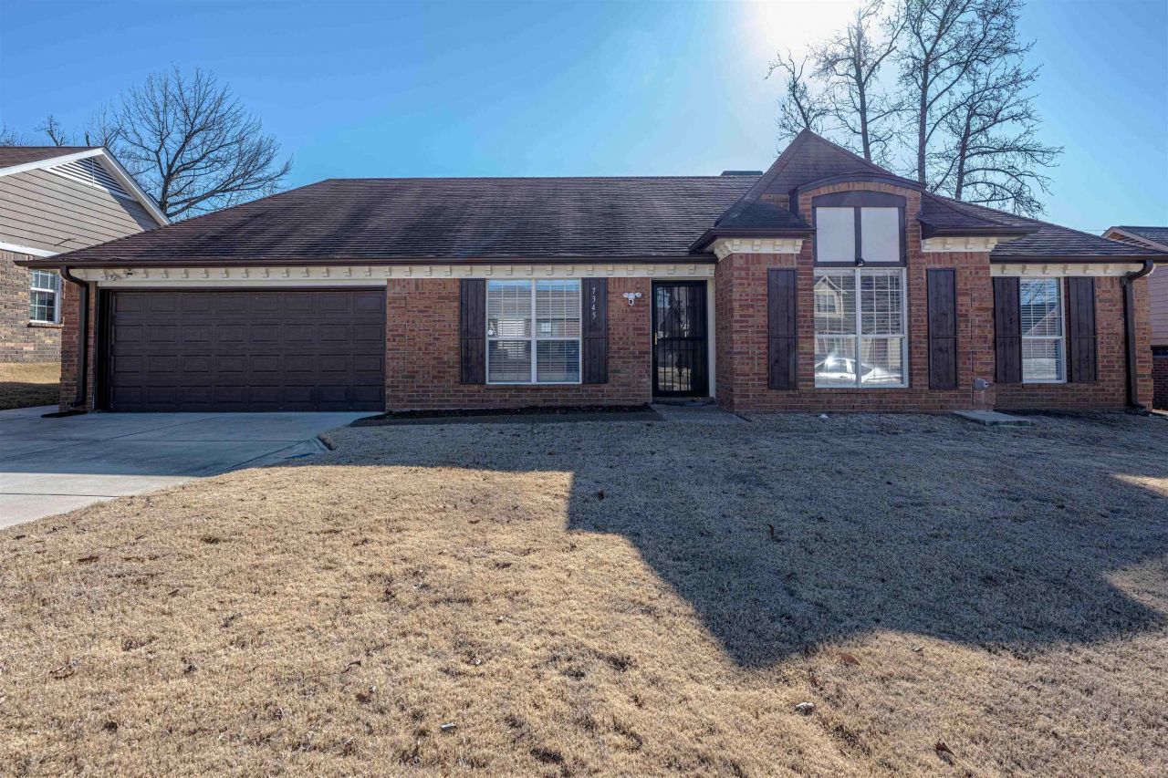 7345 Old Dominion Ct, Memphis, TN 38125 Main Photo