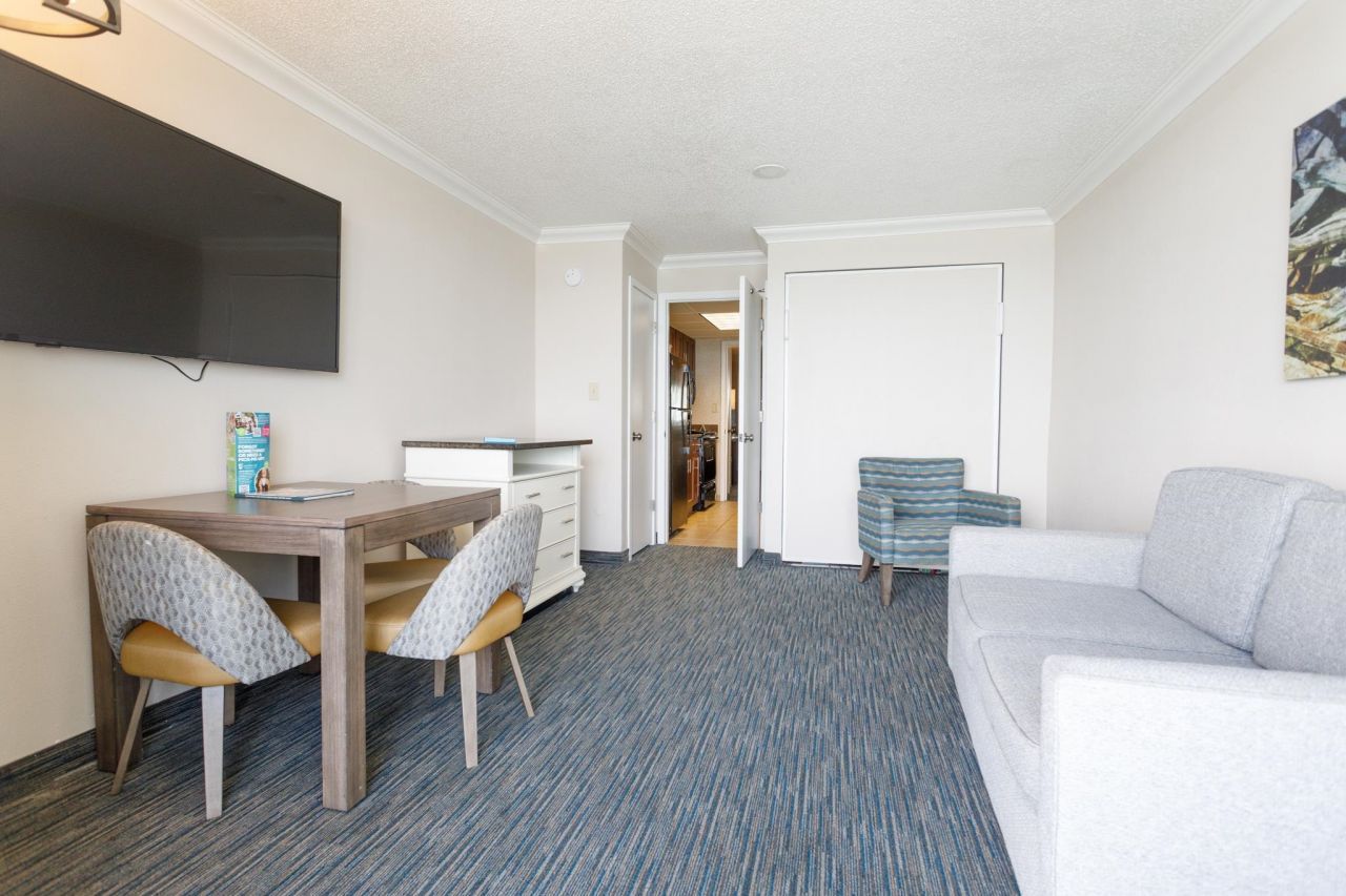 1105 S Ocean Blvd. Photo 4