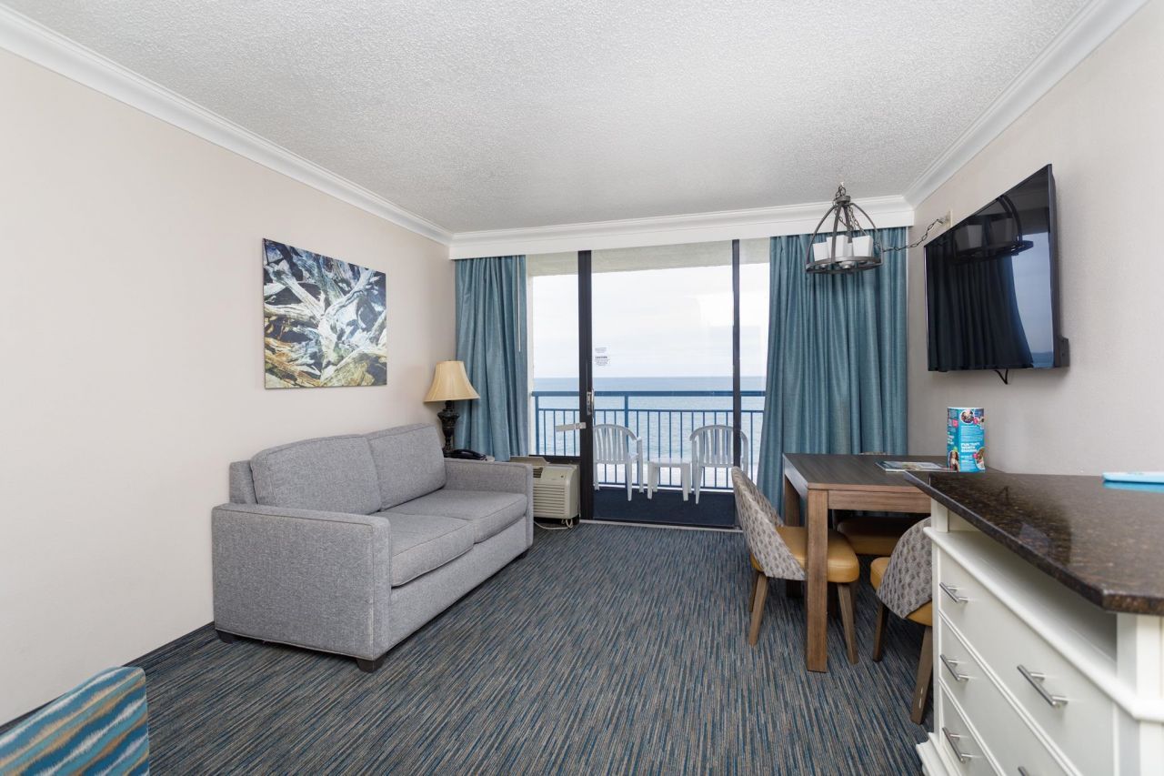 1105 S Ocean Blvd. Photo 6