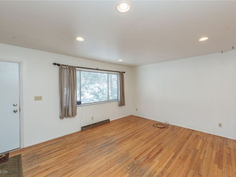 6181 Washington Street, Ravenna, OH 44266 Photo 4