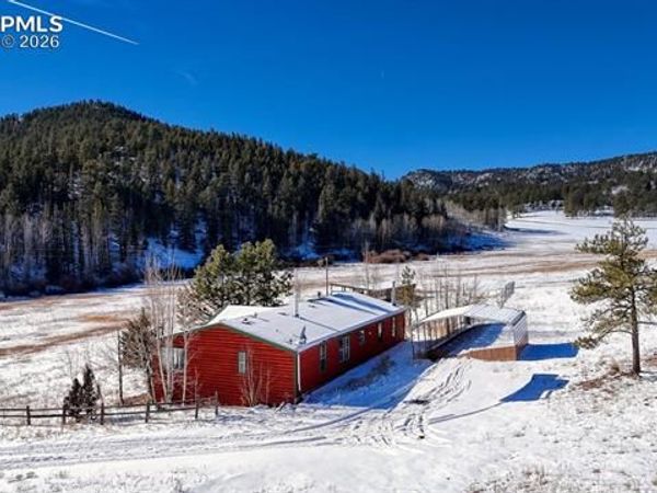 36 Valley Circle, Guffey, CO 80820