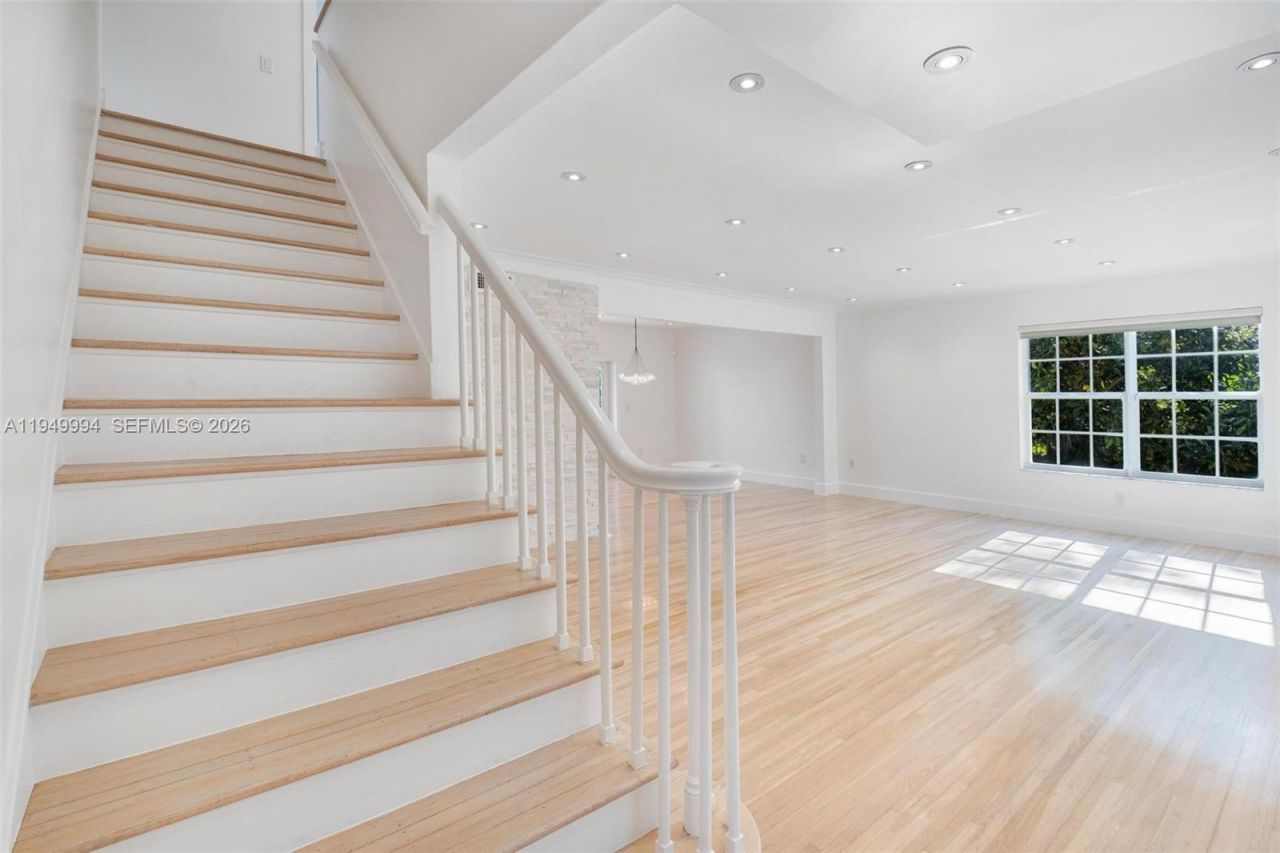 11401 SW 72nd Pl, Pinecrest, FL 33156 Photo