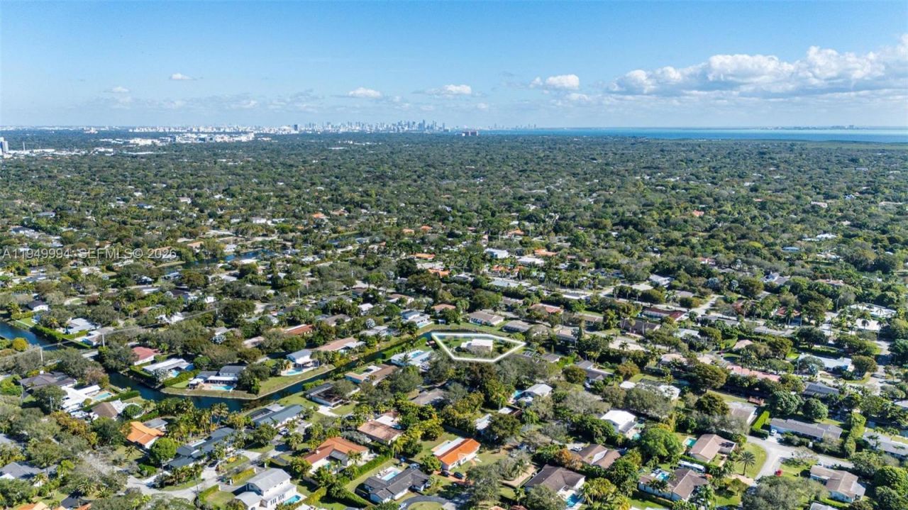 11401 SW 72nd Pl, Pinecrest, FL 33156 Photo