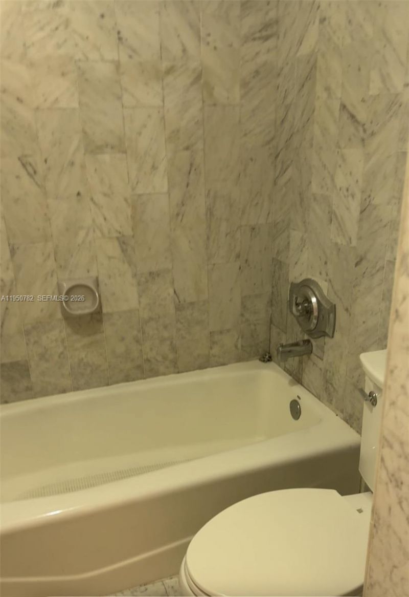 1450 Brickell Bay Dr , Unit 1604, Miami, FL 33131 Photo