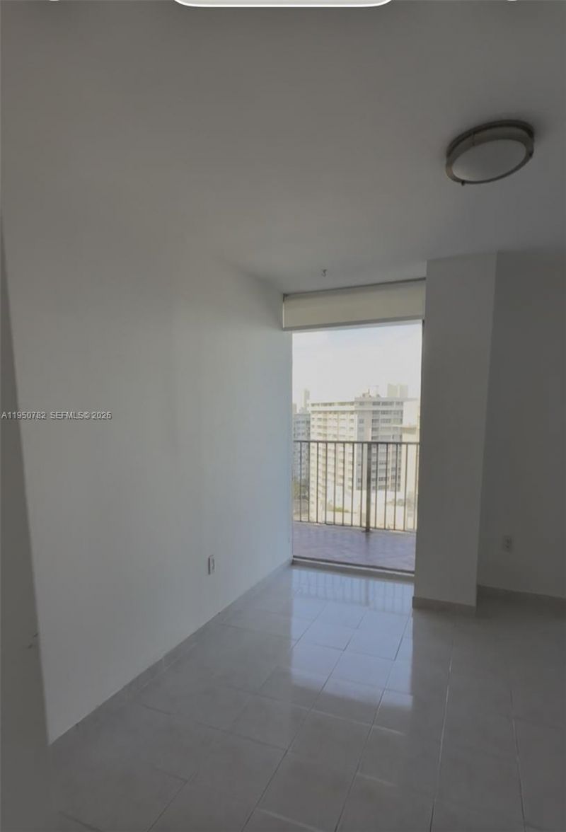 1450 Brickell Bay Dr , Unit 1604, Miami, FL 33131 Photo