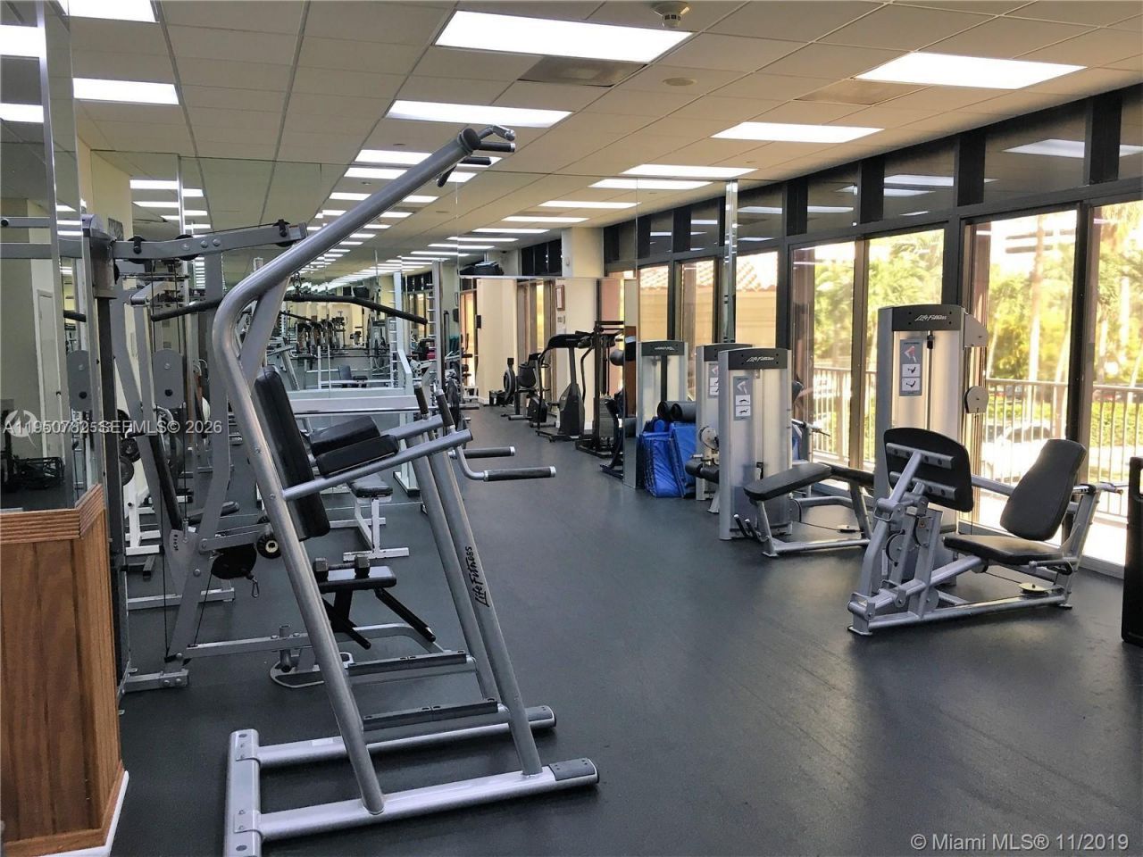 1450 Brickell Bay Dr , Unit 1604, Miami, FL 33131 Photo