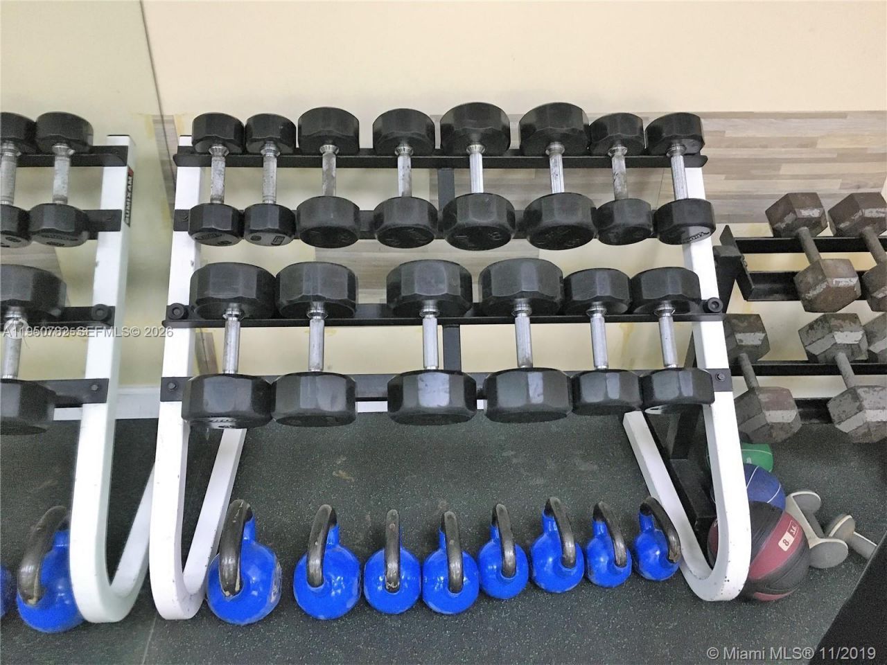 1450 Brickell Bay Dr , Unit 1604, Miami, FL 33131 Photo